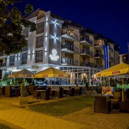 Ośrodek wypoczynkowy Avangard 4*